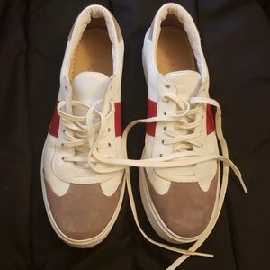 Kaanas Barcelona Leather with Red Stripe Sneakers